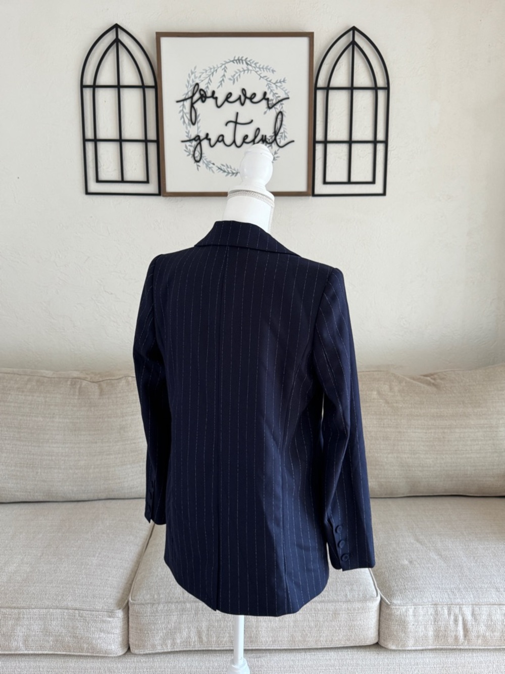 FAVORITE DAUGHTER The Suits You Blazer In Classic Navy Pinstripe Size S - Picture 15 of 15